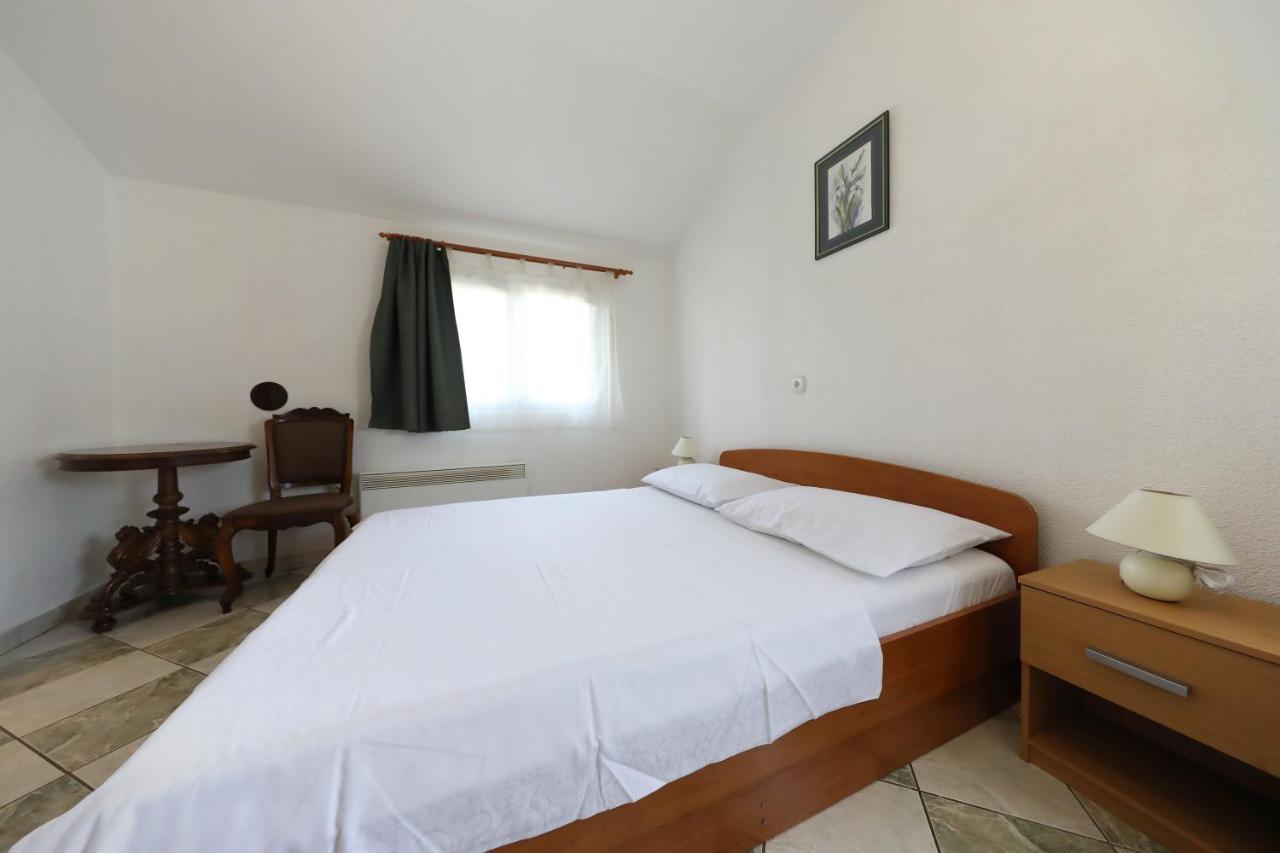 Ap Roko&Dina Apartment Nin Bagian luar foto